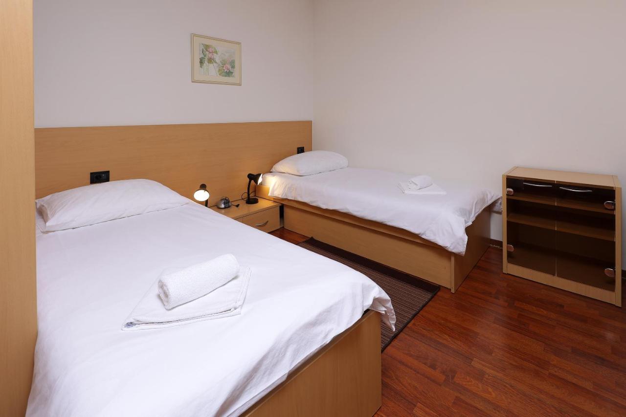 Rijeka Budget Rooms Eksteriør bilde