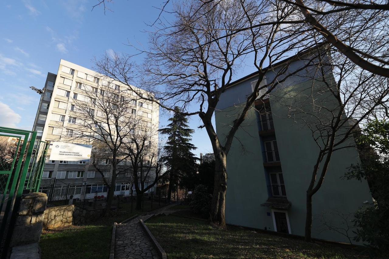 Rijeka Budget Rooms Eksteriør bilde