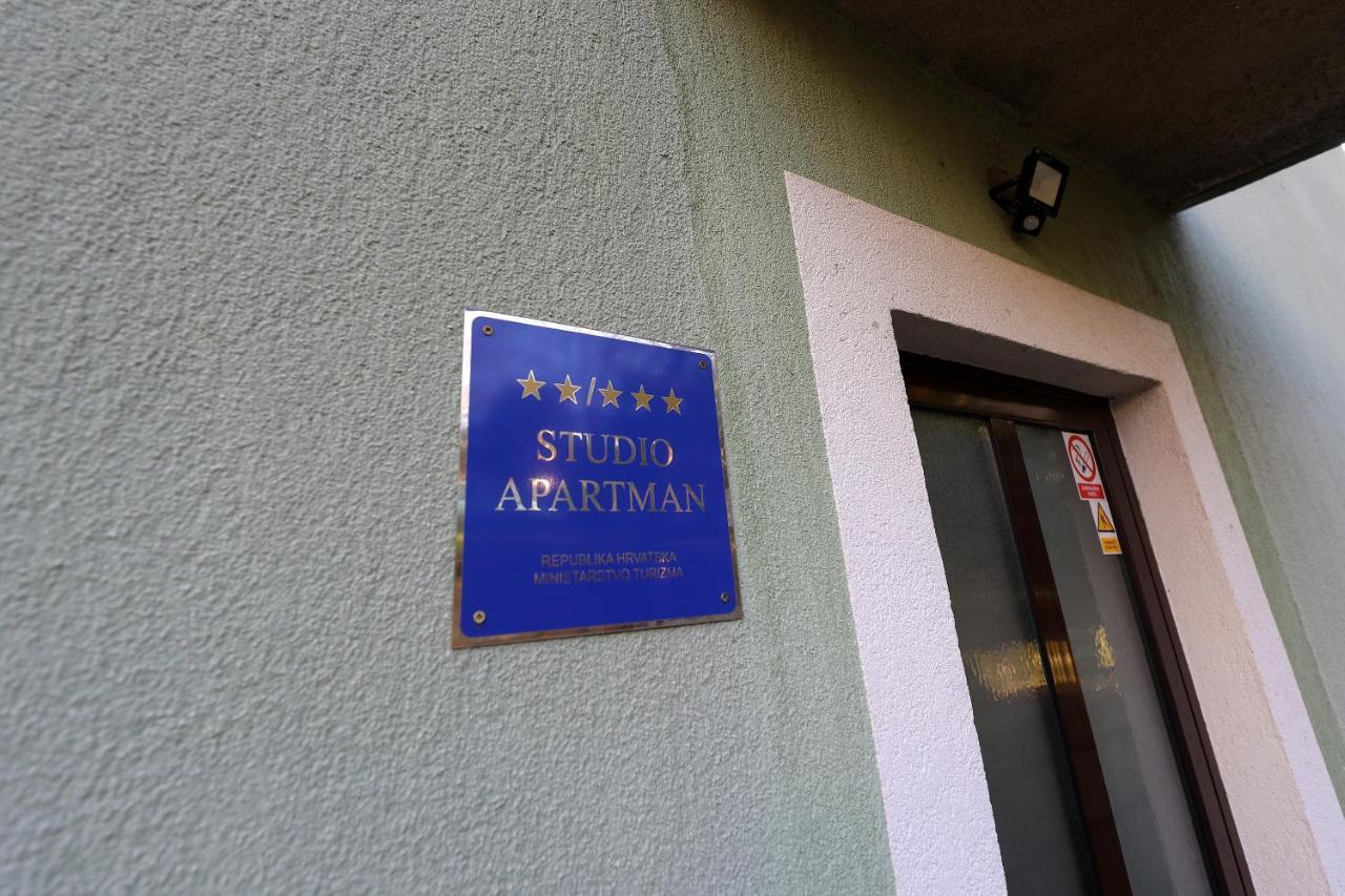 Rijeka Budget Rooms Eksteriør bilde